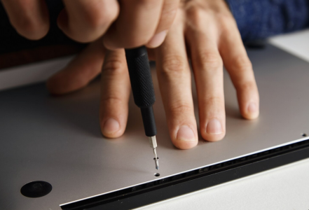 Conserto de Notebook reparo de carcaça